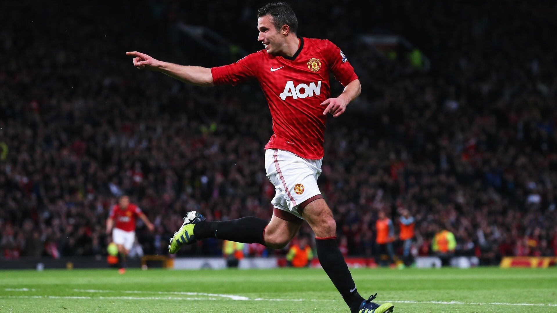 开云体育官网登入-19岁荷兰新带刀后卫荷甲横空出世5大欧洲豪门疯抢，荷兰足球后卫