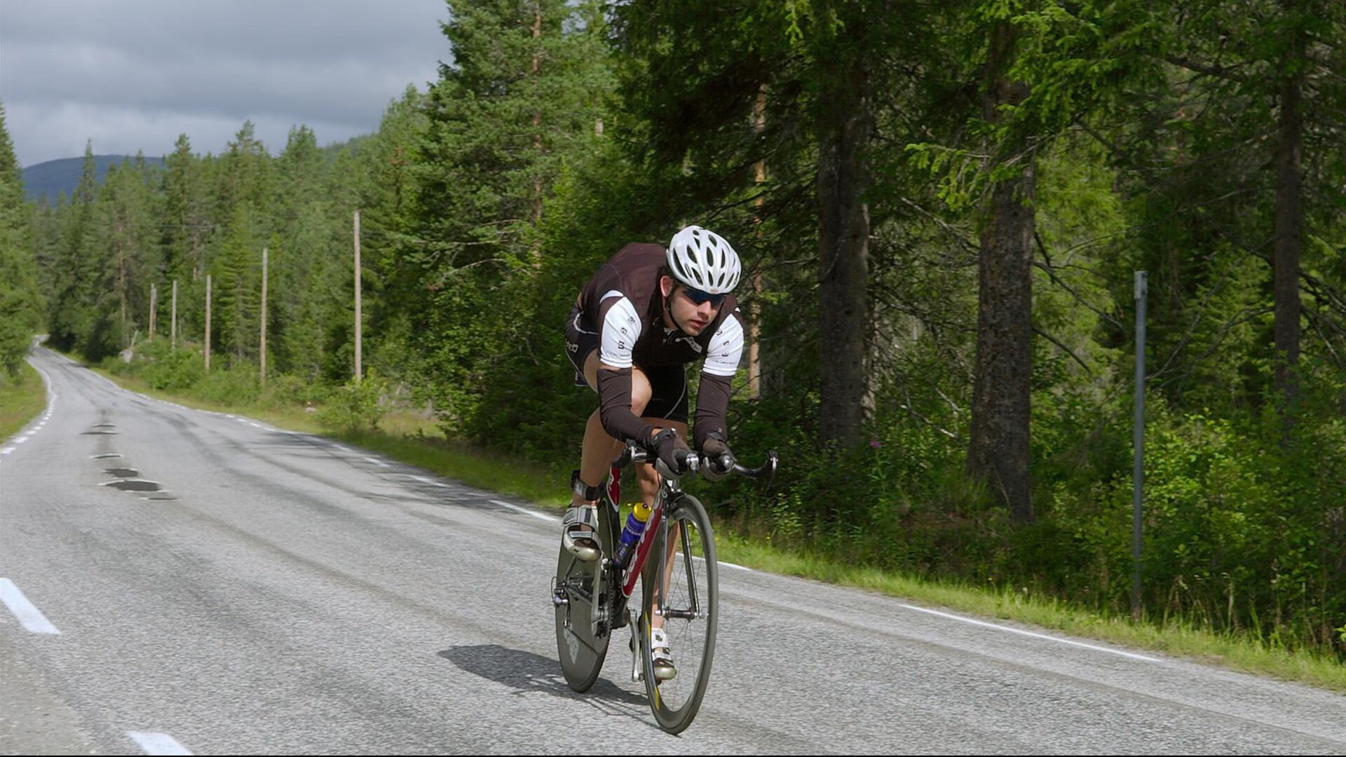 逆袭实录：球队突破重围的大戏！，足球大逆袭